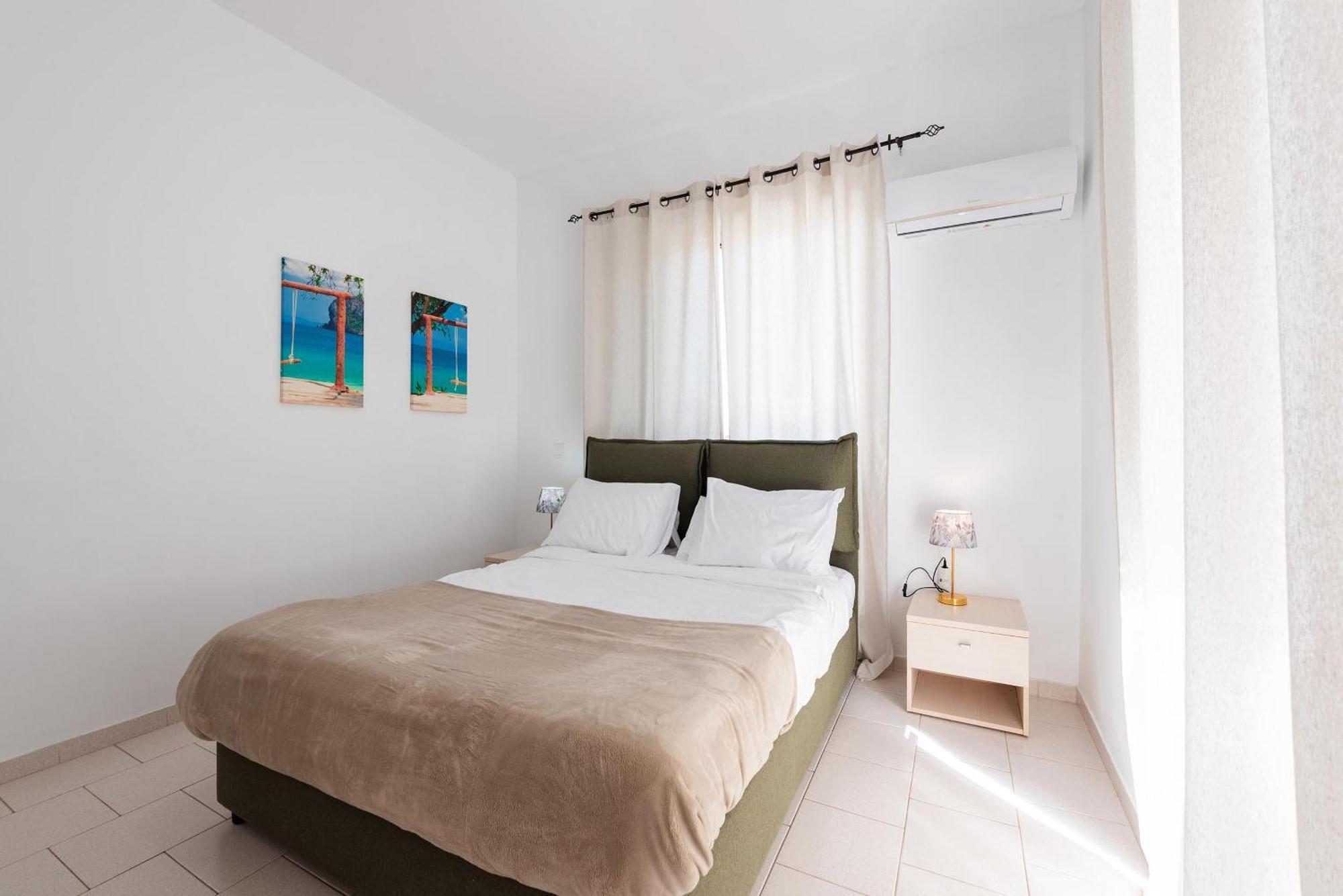 Villa Perla Lardos Bagian luar foto