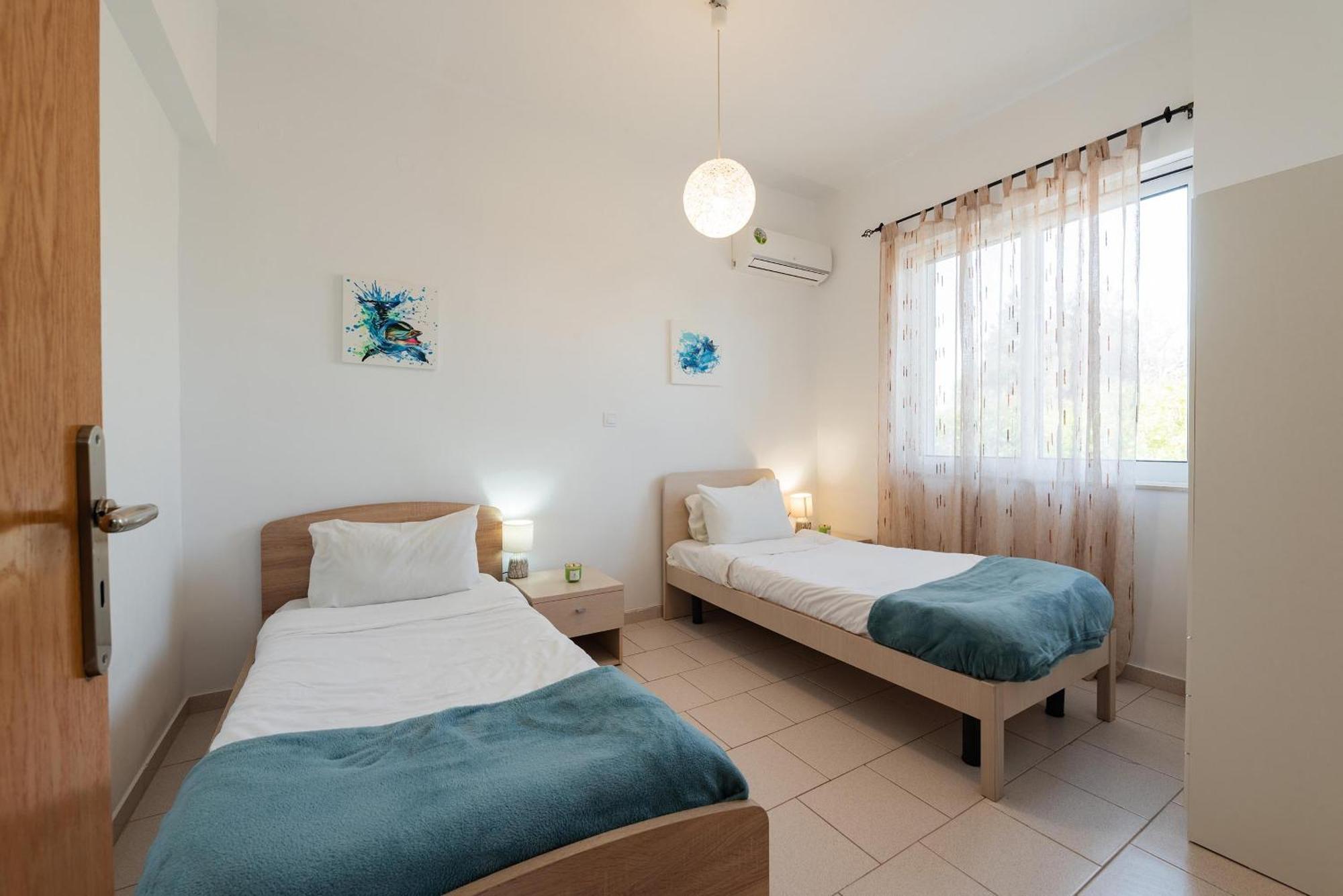 Villa Perla Lardos Bagian luar foto