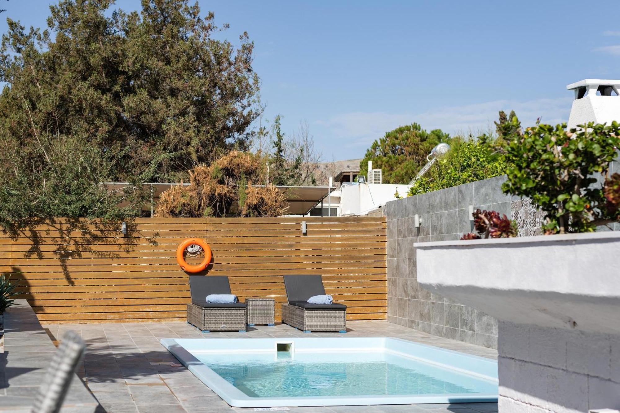 Villa Perla Lardos Bagian luar foto