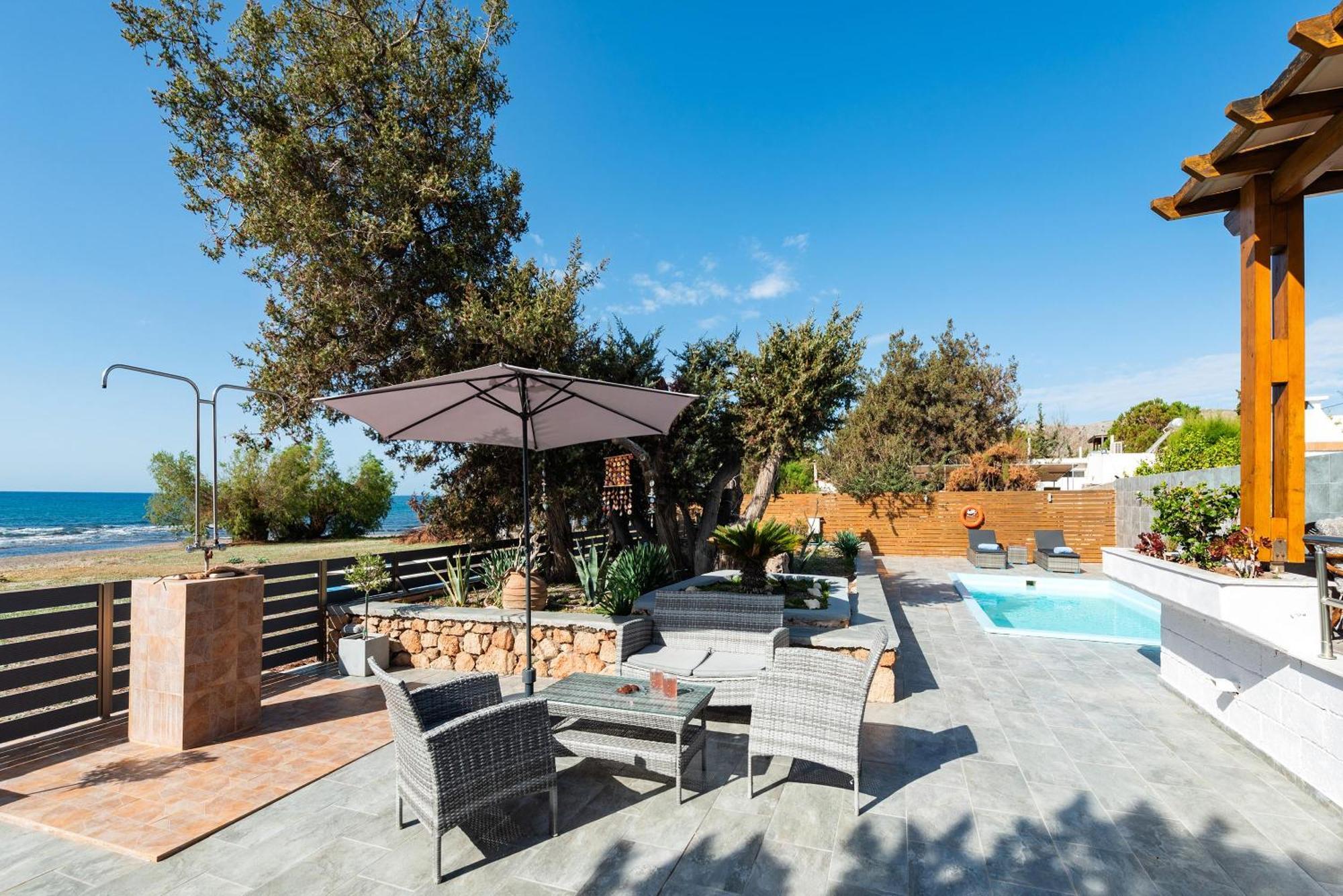 Villa Perla Lardos Bagian luar foto
